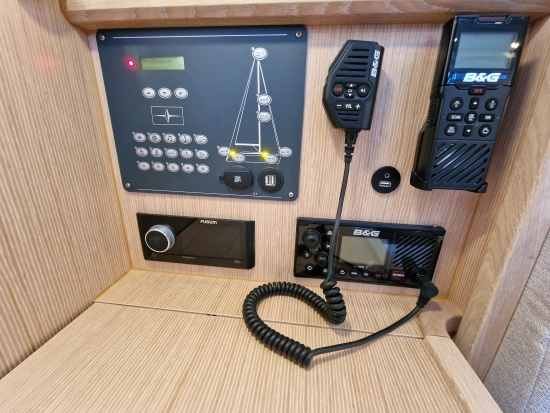 Bavaria Yachts Cruiser 34 usado à venda