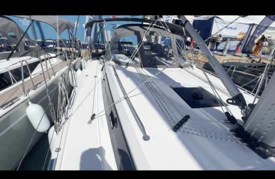 Bavaria Yachts C42 usata in vendita