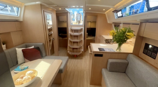 Bavaria Yachts C42 usata in vendita