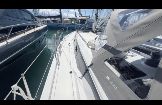 Bavaria Yachts C42 usata in vendita