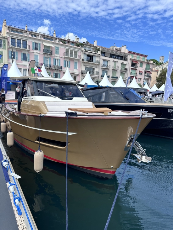 Lancia Aprea 42 novos à venda
