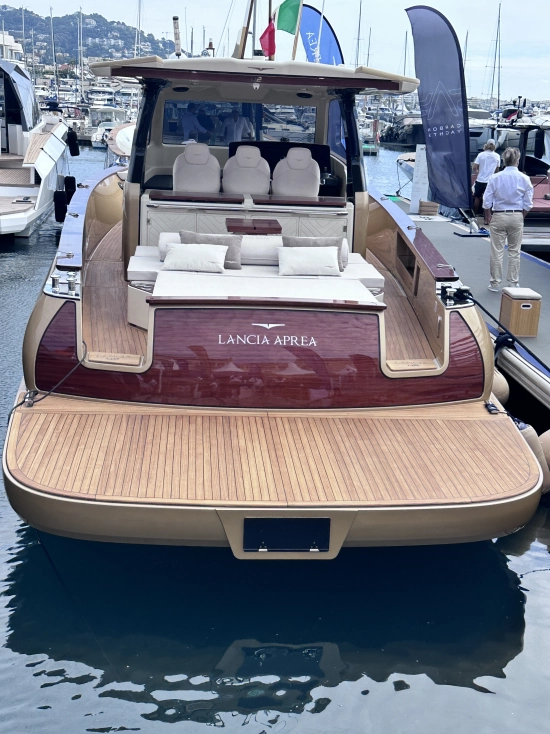 Lancia Aprea 42 novos à venda