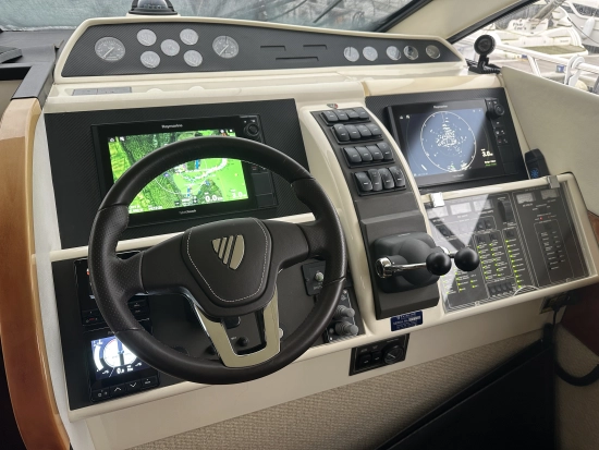 Fairline Phantom 50 usado à venda