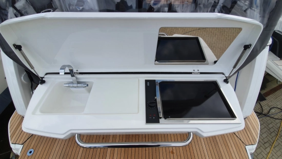 Bavaria Yachts R40 usata in vendita