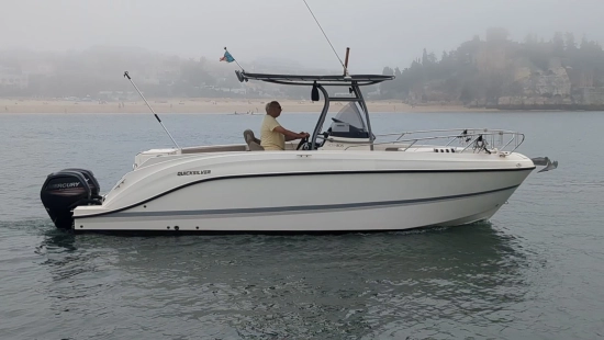 Quicksilver Activ 805 Pro Fish usado à venda