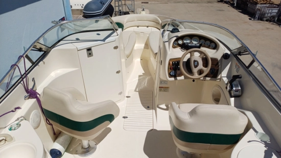 Stingray 240 LR usado à venda