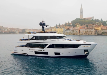 Custom Line Navetta 30 novos à venda