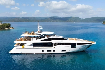Azimut Grande 35 Metri Grande 35 m usado à venda