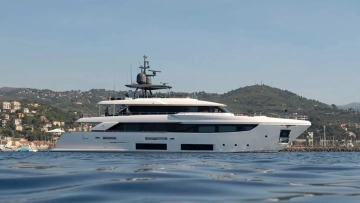 Ferretti Custom Line Navetta 33 Custom Line Navetta 33 usata in vendita