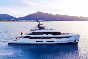 Benetti Oasis 40M Oasis 40 m usado à venda