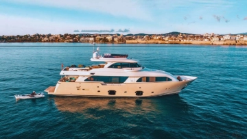 Custom Line Navetta 26 Crescendo Line Navetta 26 Crescendo usado à venda