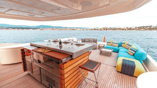 Custom Line Navetta 26 Crescendo Line Navetta 26 Crescendo de segunda mano en venta