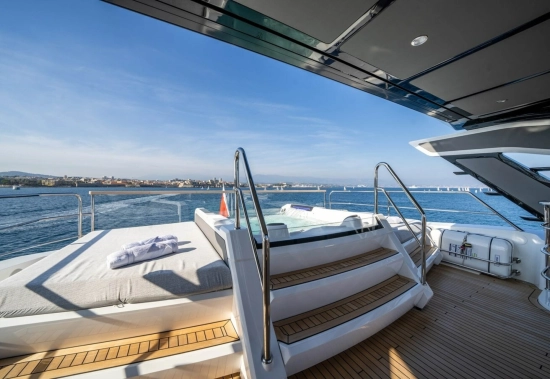 Sunseeker 90 Ocean nuova in vendita