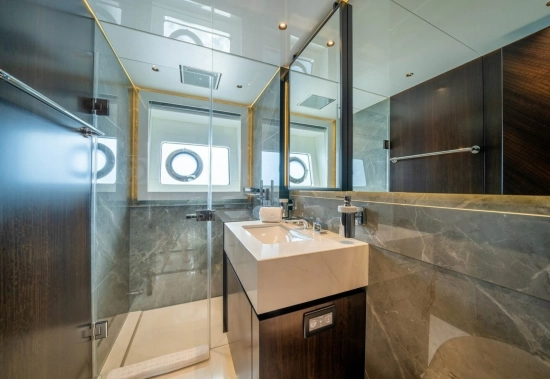 Sunseeker 90 Ocean nuova in vendita