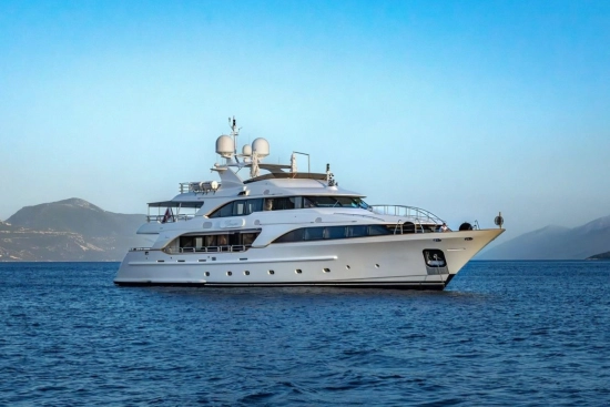 Benetti Classic 120 Classic 120 usata in vendita