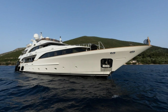 Benetti Classic 120 Classic 120 usata in vendita