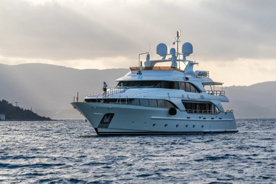 Benetti Classic 120 Classic 120 usata in vendita
