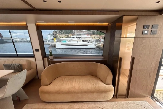 Azimut 72 Fly novos à venda