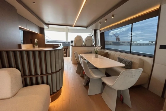 Azimut 72 Fly novos à venda