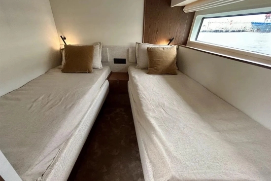 Azimut 72 Fly novos à venda
