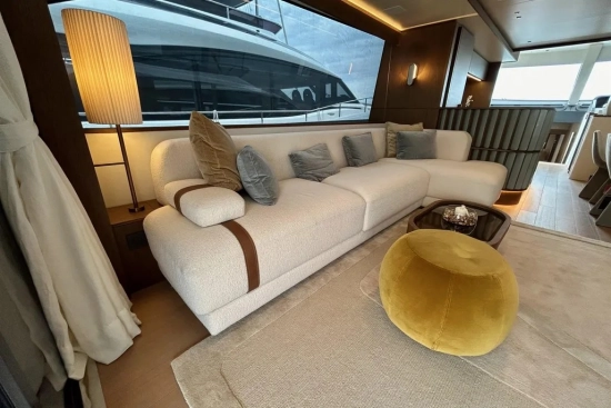 Azimut 72 Fly novos à venda