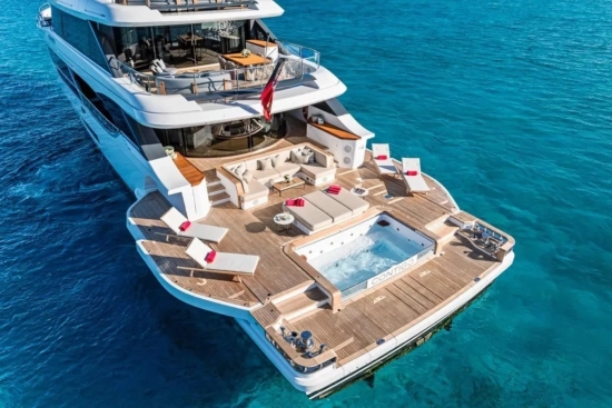 Benetti Oasis 40M Oasis 40 m usata in vendita
