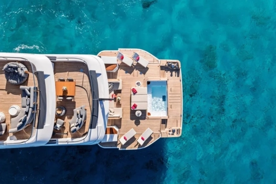 Benetti Oasis 40M Oasis 40 m usata in vendita