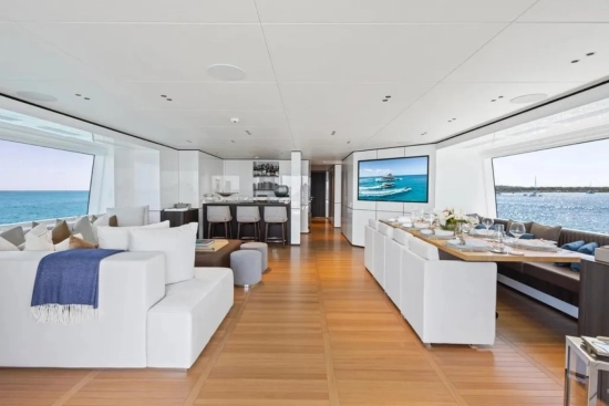Benetti Oasis 40M Oasis 40 m usata in vendita