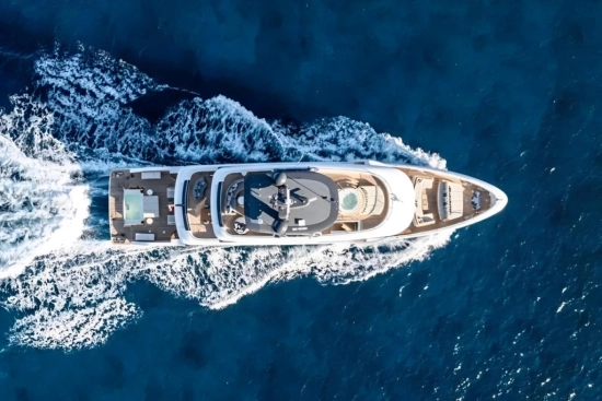 Benetti Oasis 40M Oasis 40 m usata in vendita