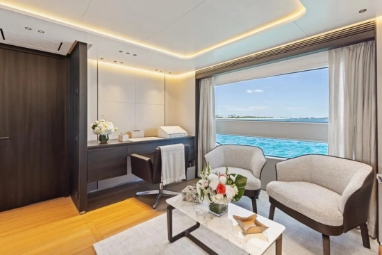 Benetti Oasis 40M Oasis 40 m usata in vendita