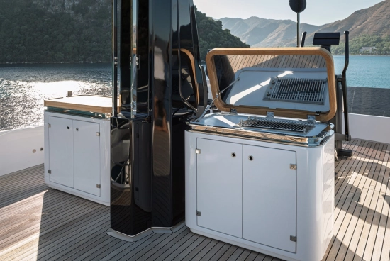 Ferretti Custom Line Navetta 30 Custom Line Navetta 30 usata in vendita
