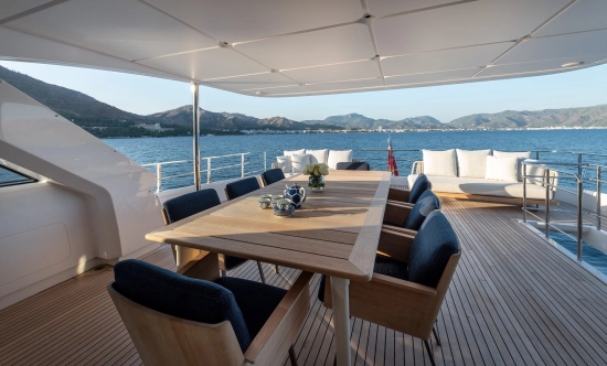 Ferretti Custom Line Navetta 30 Custom Line Navetta 30 usata in vendita