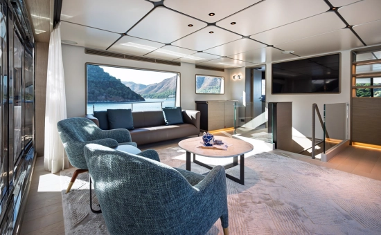 Ferretti Custom Line Navetta 30 Custom Line Navetta 30 usata in vendita