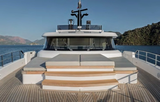 Ferretti Custom Line Navetta 30 Custom Line Navetta 30 usata in vendita