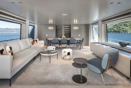 Ferretti Custom Line Navetta 30 Custom Line Navetta 30 usata in vendita