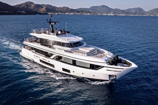 Ferretti Custom Line Navetta 30 Custom Line Navetta 30 usata in vendita