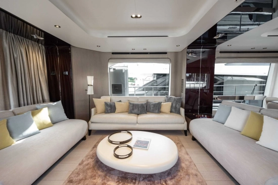 Azimut Grande 27M Grande 27 m usata in vendita