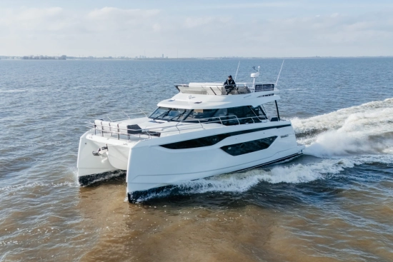 Prestige M48 Power Catamaran M48 Power Catamaran usado à venda
