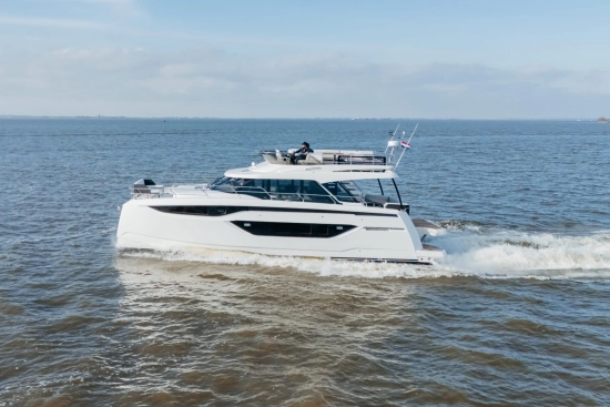 Prestige M48 Power Catamaran M48 Power Catamaran usado à venda