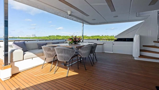 Custom Line Navetta 37 Line Navetta 37 usata in vendita