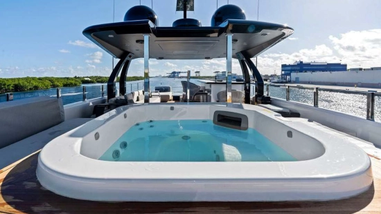 Custom Line Navetta 37 Line Navetta 37 usata in vendita