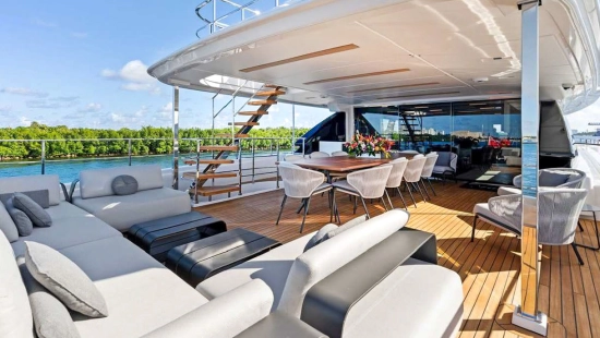 Custom Line Navetta 37 Line Navetta 37 usata in vendita