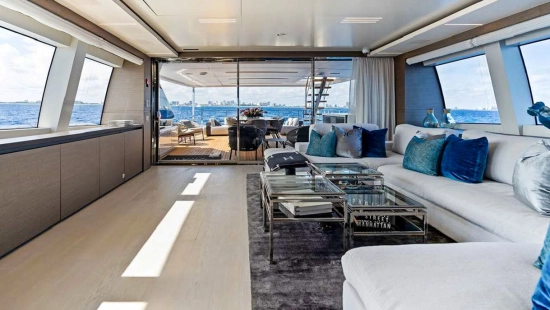 Custom Line Navetta 37 Line Navetta 37 usata in vendita