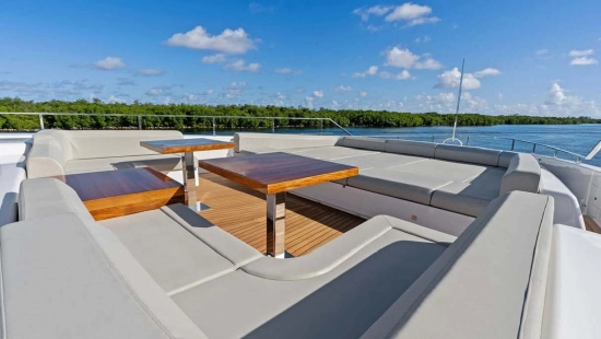 Custom Line Navetta 37 Line Navetta 37 usata in vendita