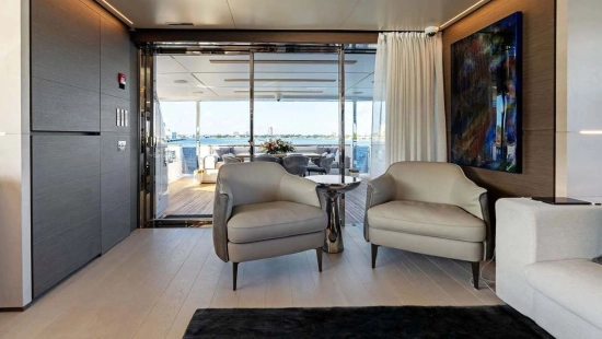Custom Line Navetta 37 Line Navetta 37 usata in vendita
