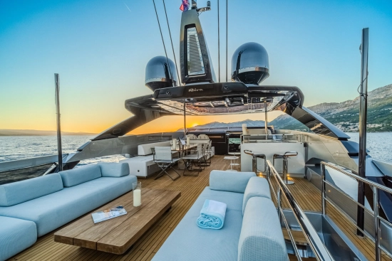 Riva 100 Corsaro novos à venda