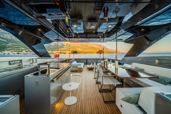 Riva 100 Corsaro novos à venda