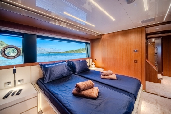 Riva 100 Corsaro novos à venda