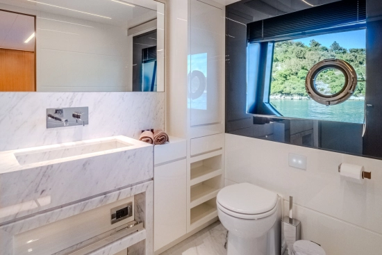 Riva 100 Corsaro novos à venda