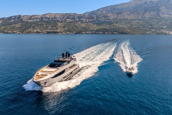 Riva 100 Corsaro novos à venda